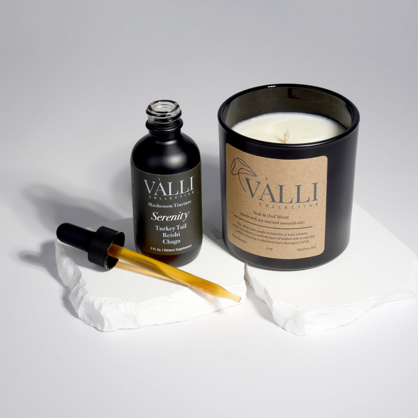 Teak & Oud Wood Soy Candle